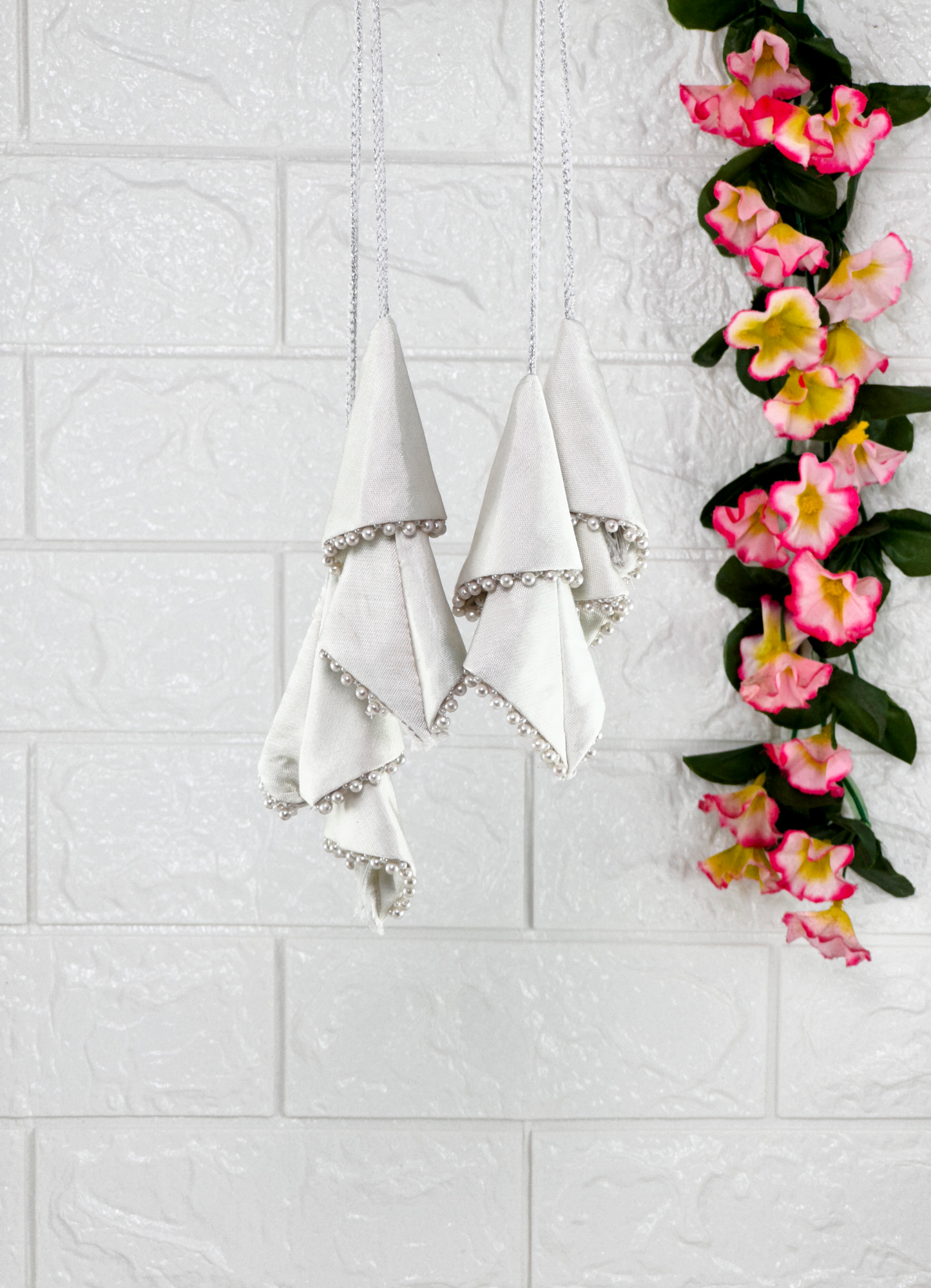 Snowy Bloom Potli Bag