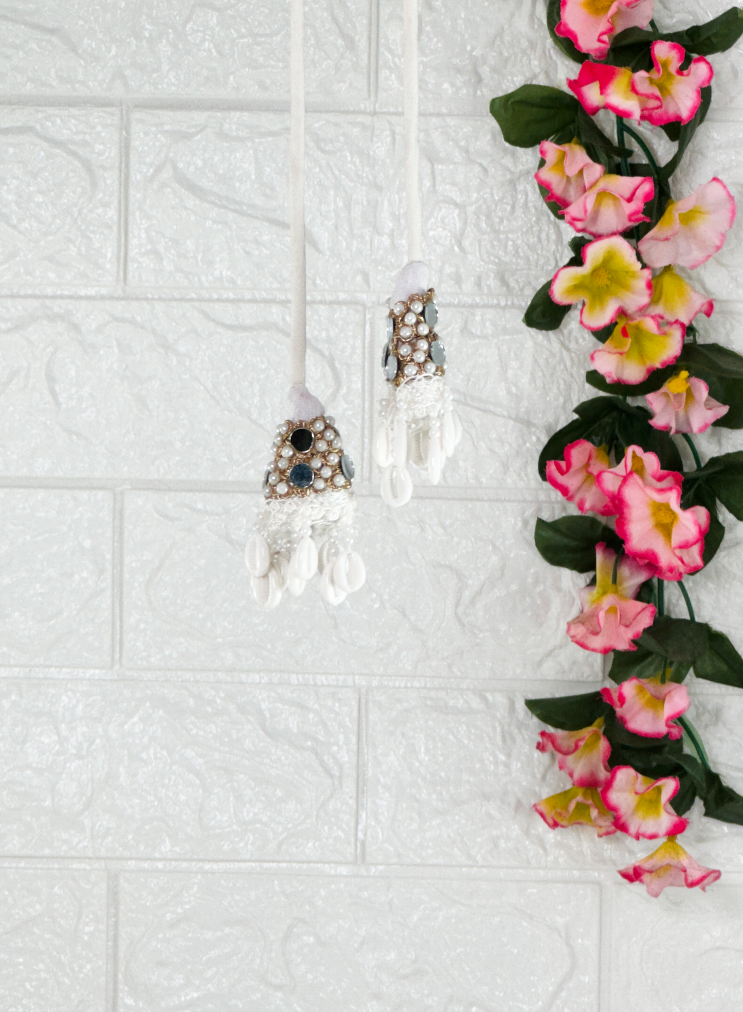 Pearl Jhilmil Potli Bag