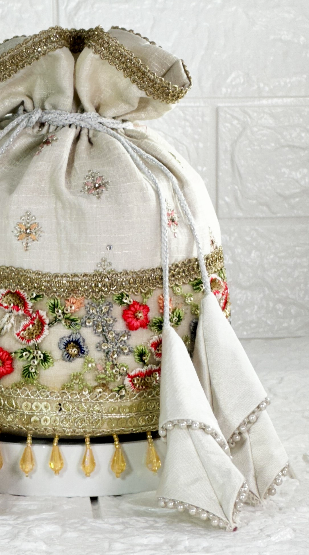Snowy Bloom Potli Bag