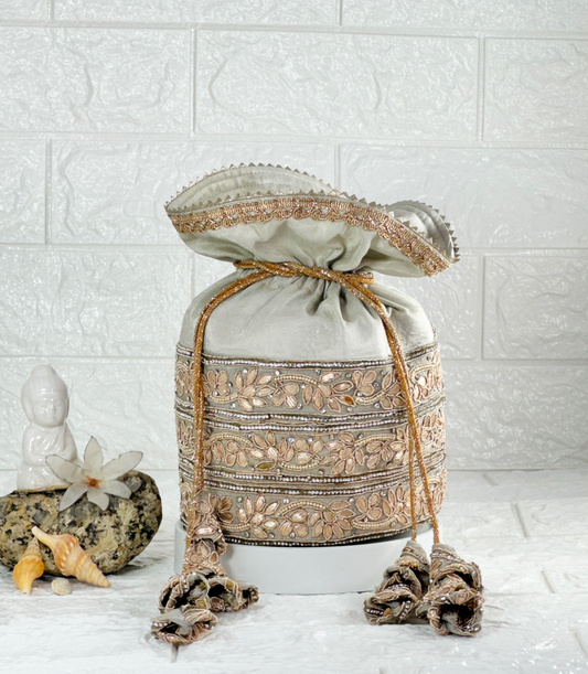 Daisy Delight Potli Bag